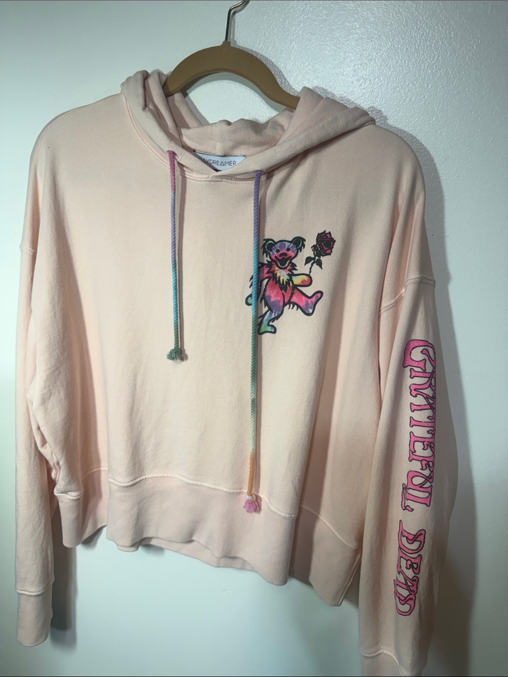 DayDreamers Grateful Dead Light Peach Cropped Hoodie with Rainbow Drawstrings
